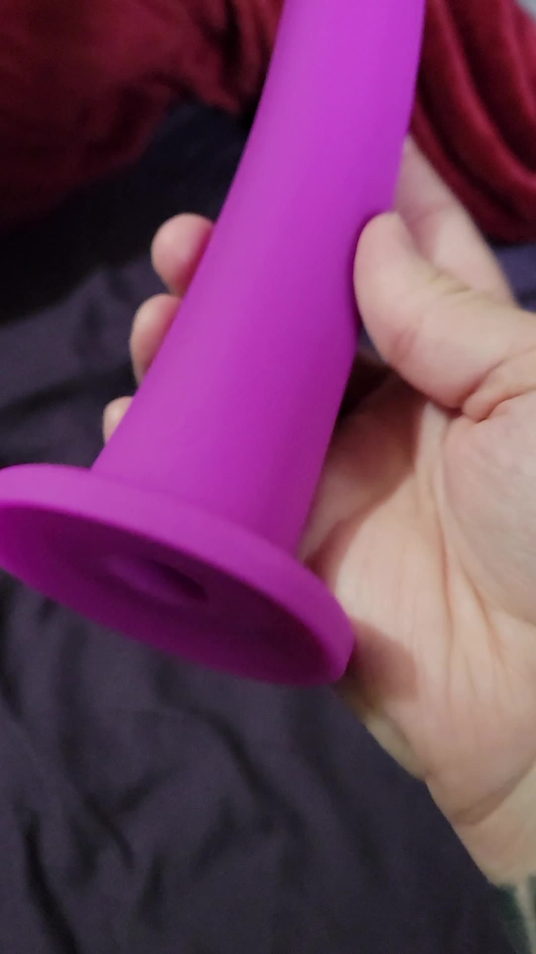 Lovehoney Curved 7″ Silicone Suction Cup Dildo. Slide 2