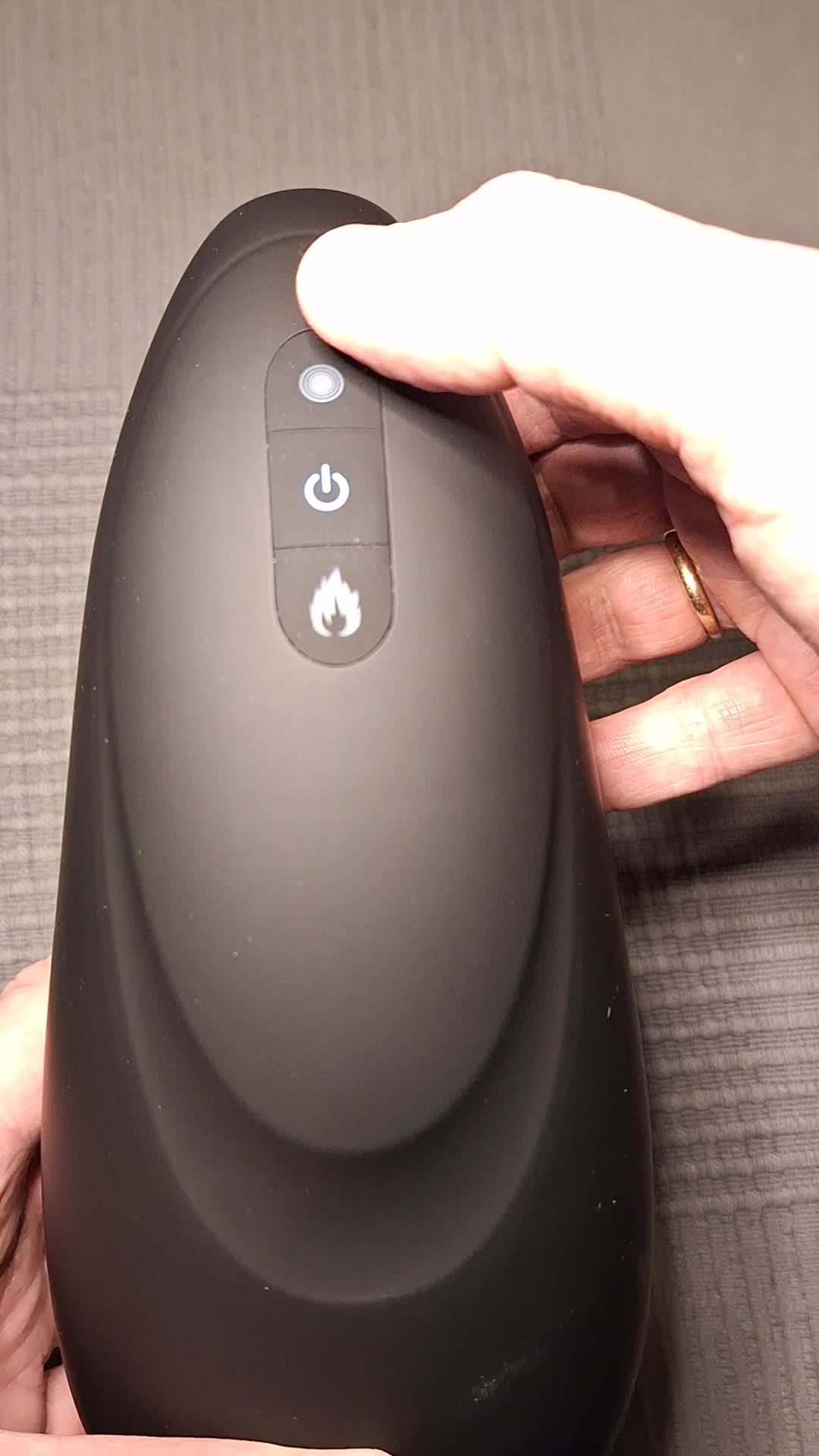 Blowmotion Warming and Pulsing Male Masturbator Review [Tried & Tested]
