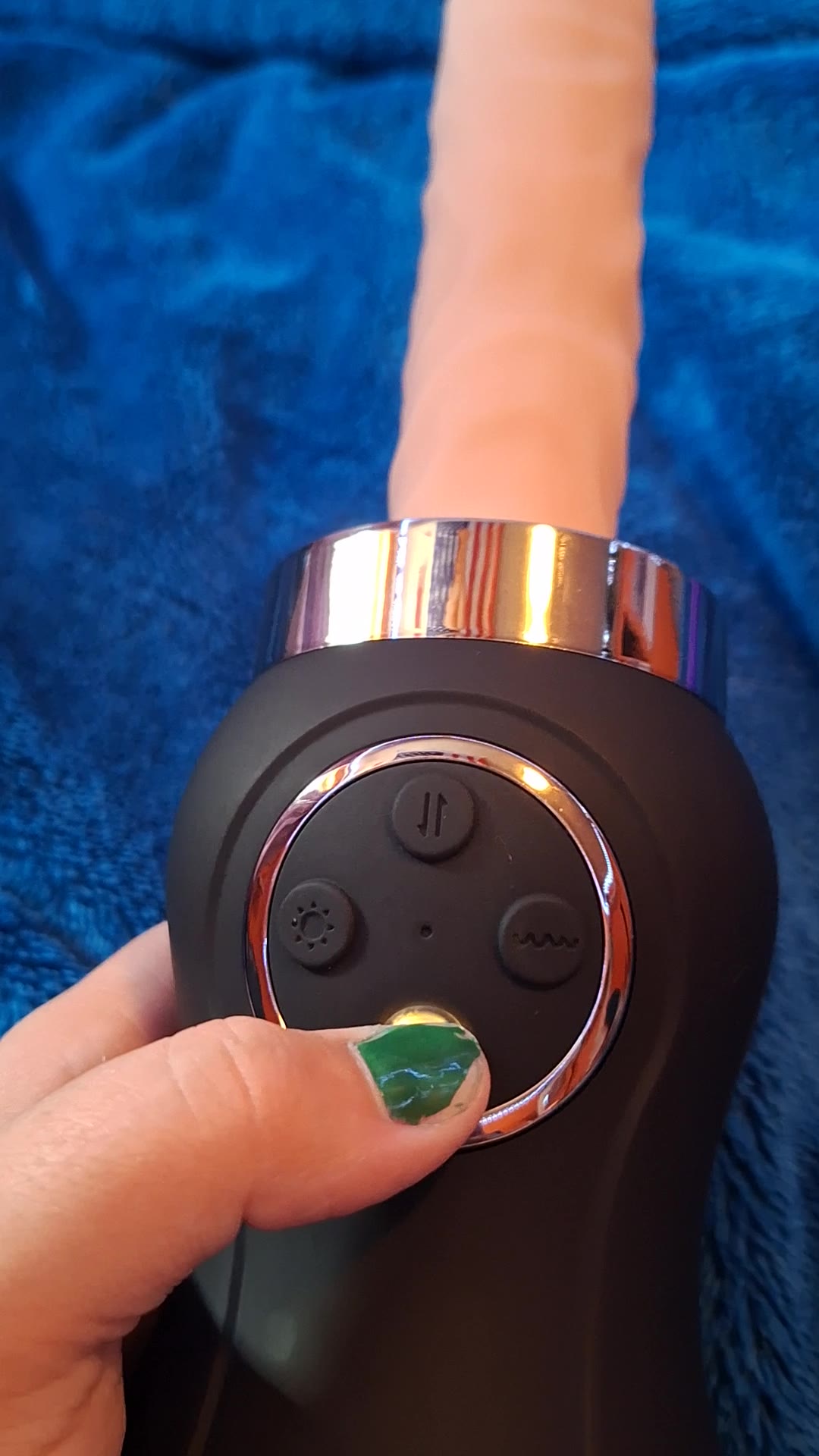 Lovehoney Love Motion Thrusting Sex Machine Review [Tried & Tested]